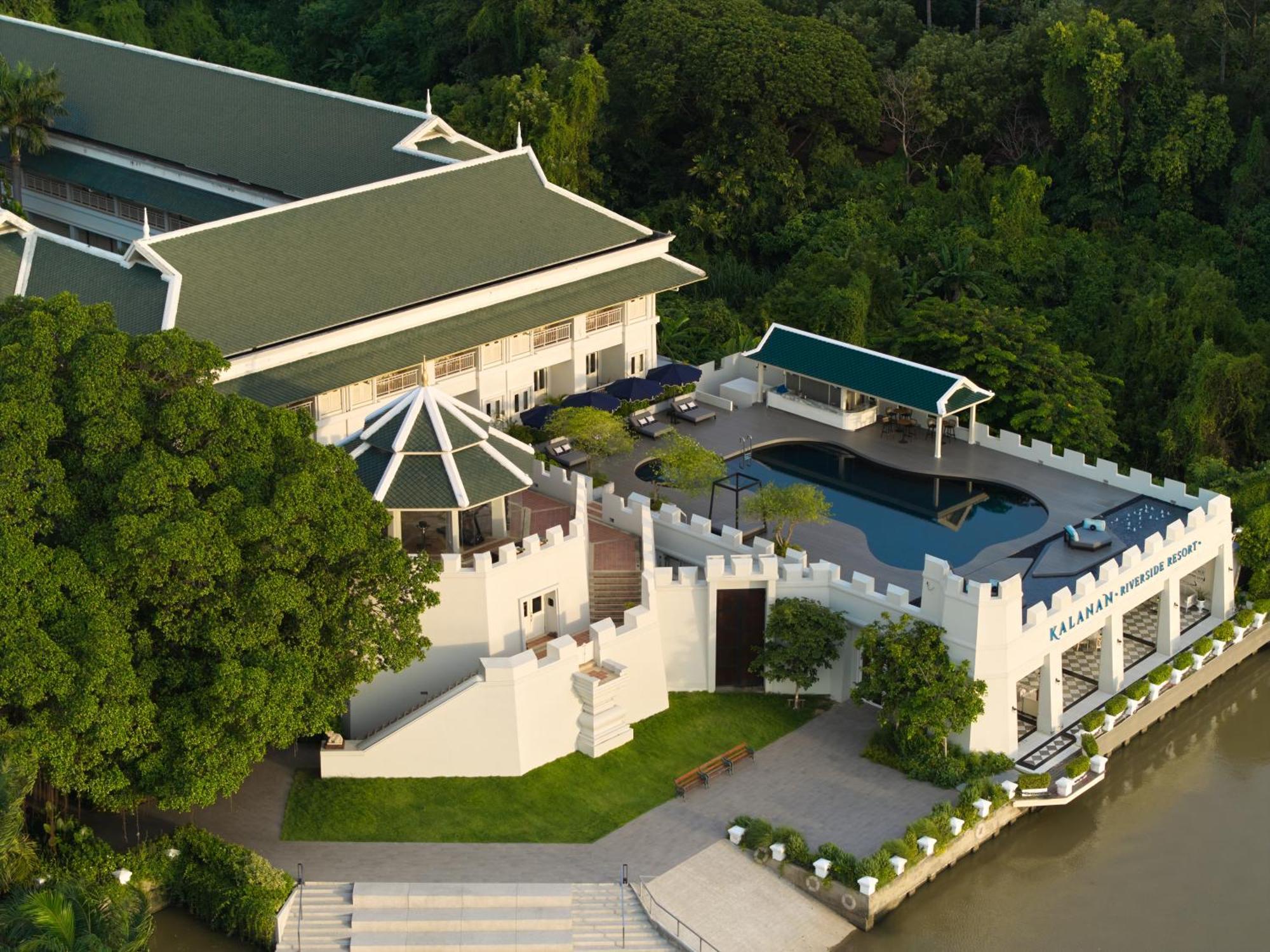 Kalanan Riverside Resort Nonthaburi Bagian luar foto
