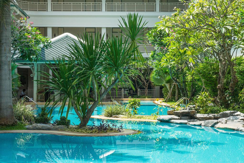 Kalanan Riverside Resort Nonthaburi Bagian luar foto